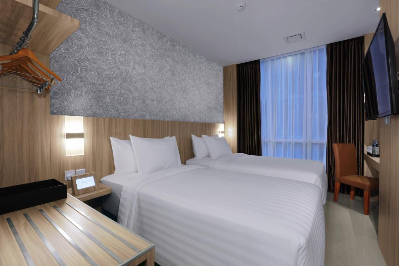 Aston Nagoya City Hotel Экстерьер фото