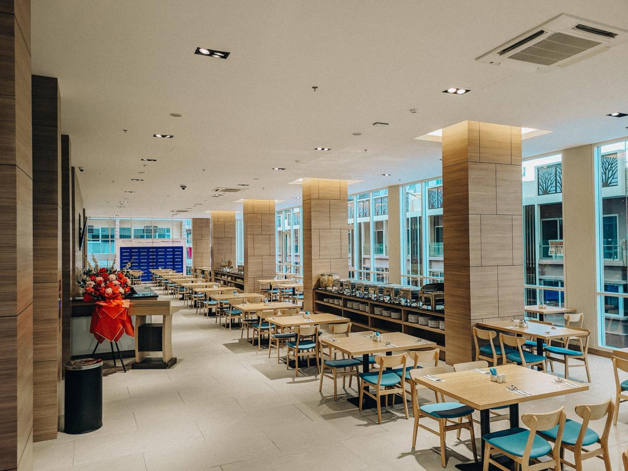 Aston Nagoya City Hotel Экстерьер фото
